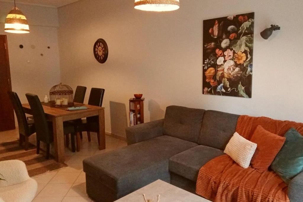 טריפוליס Central Artistic 2-Bedroom Apartment 79Sqm מראה חיצוני תמונה