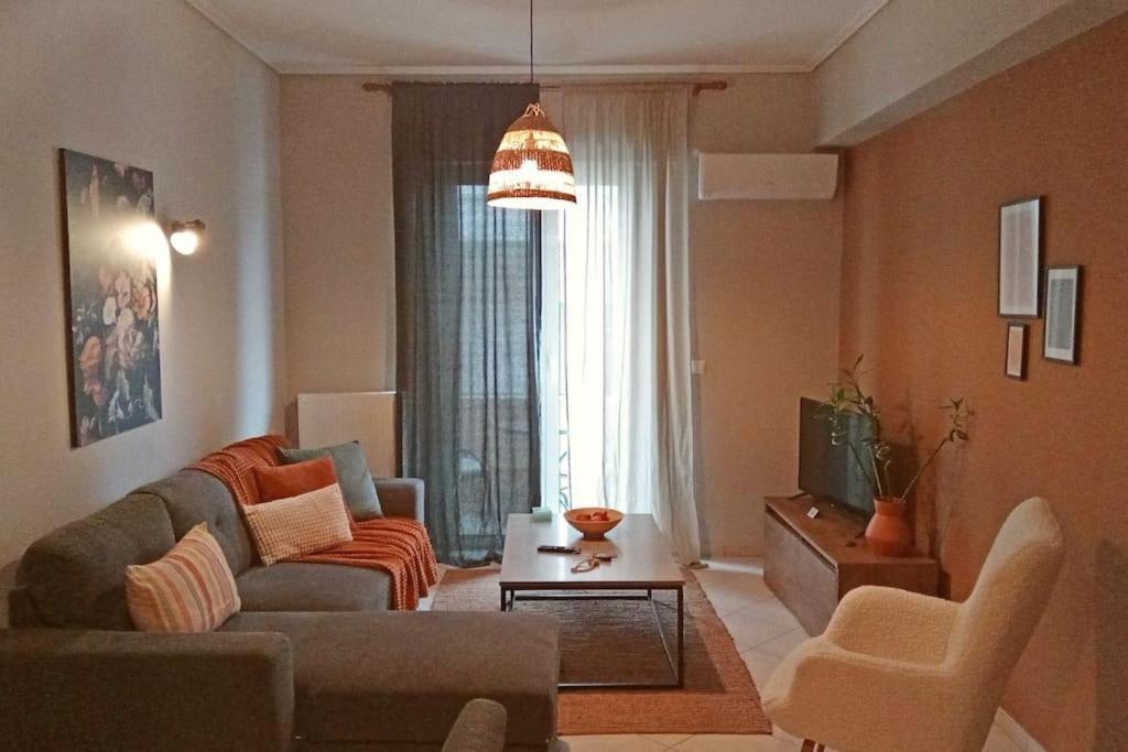 טריפוליס Central Artistic 2-Bedroom Apartment 79Sqm מראה חיצוני תמונה