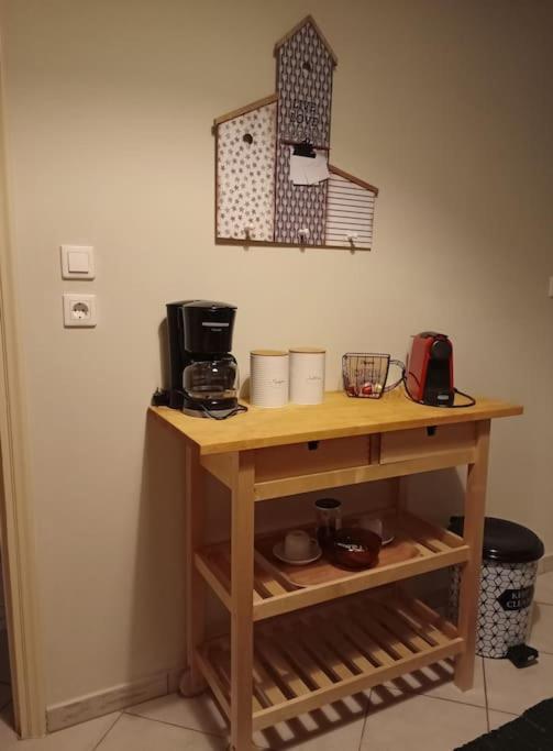 טריפוליס Central Artistic 2-Bedroom Apartment 79Sqm מראה חיצוני תמונה